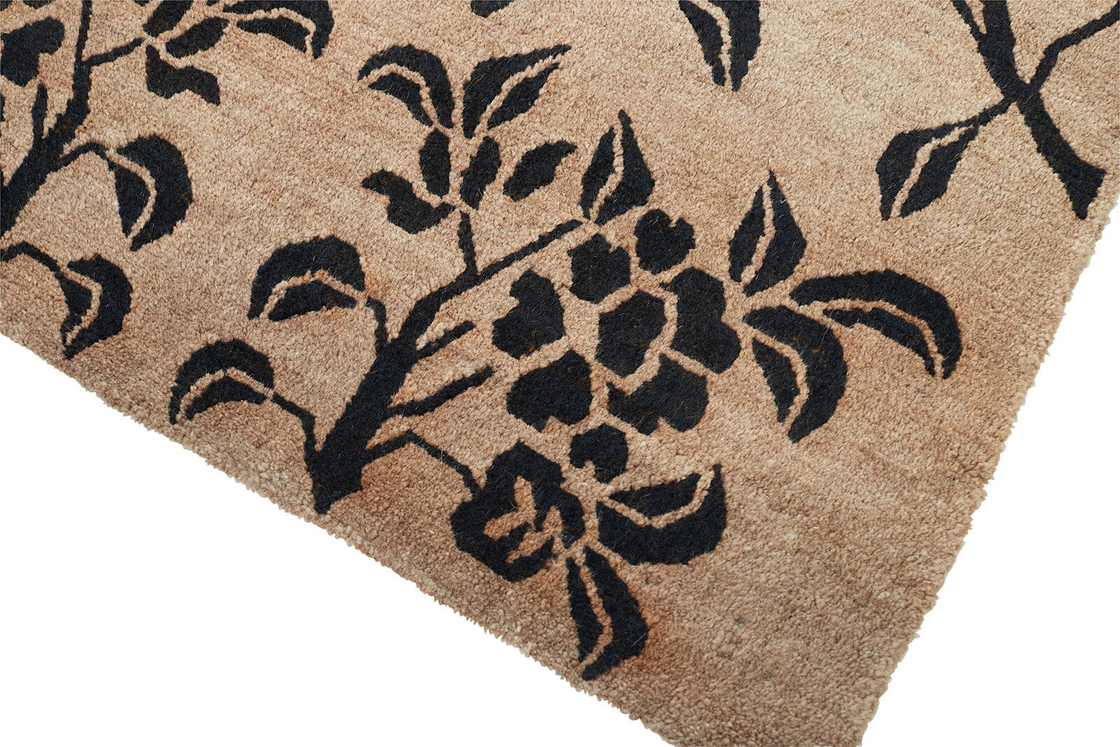 ANTIQUE TIBETAN KHADEN 2' 10" x 5' 7" Late 19th C Rug Detail 2