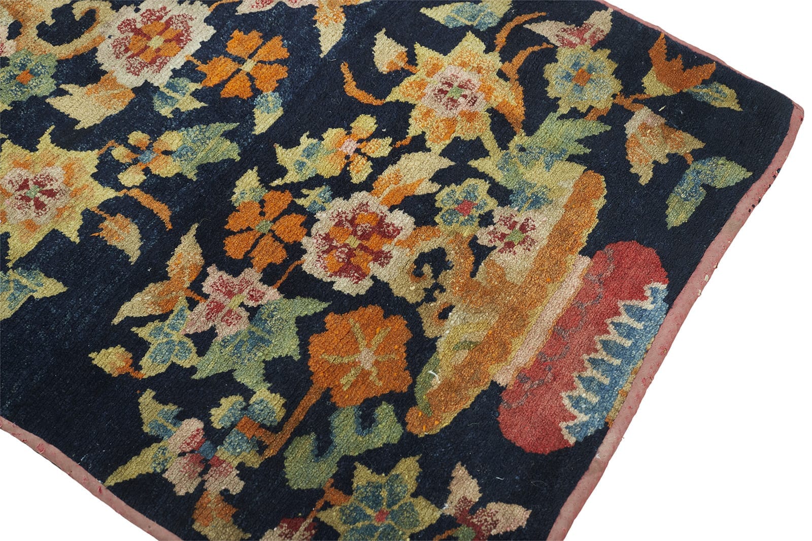 ANTIQUE TIBETAN KHAMA SITTING RUG 2' 1" x 2' 7" Late 19th C Rug Detail 1