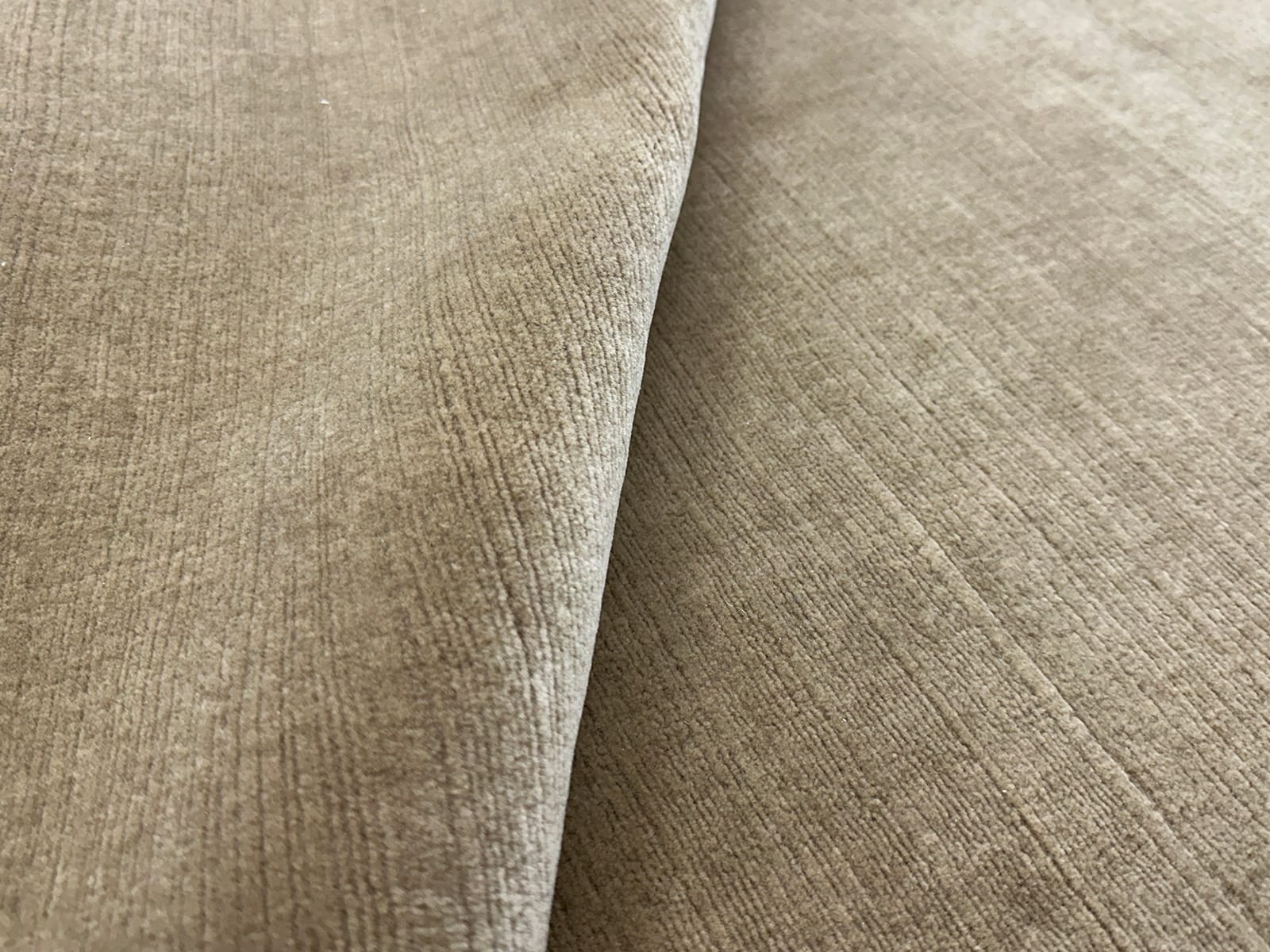 MOHAIR WOOL LUXE SOLID 6MM CUT PILE FAWN