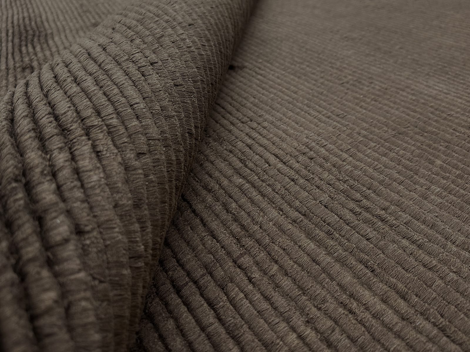 SILK LUXE SOLID RIBBED 14MM CHOCOLATE BROWN