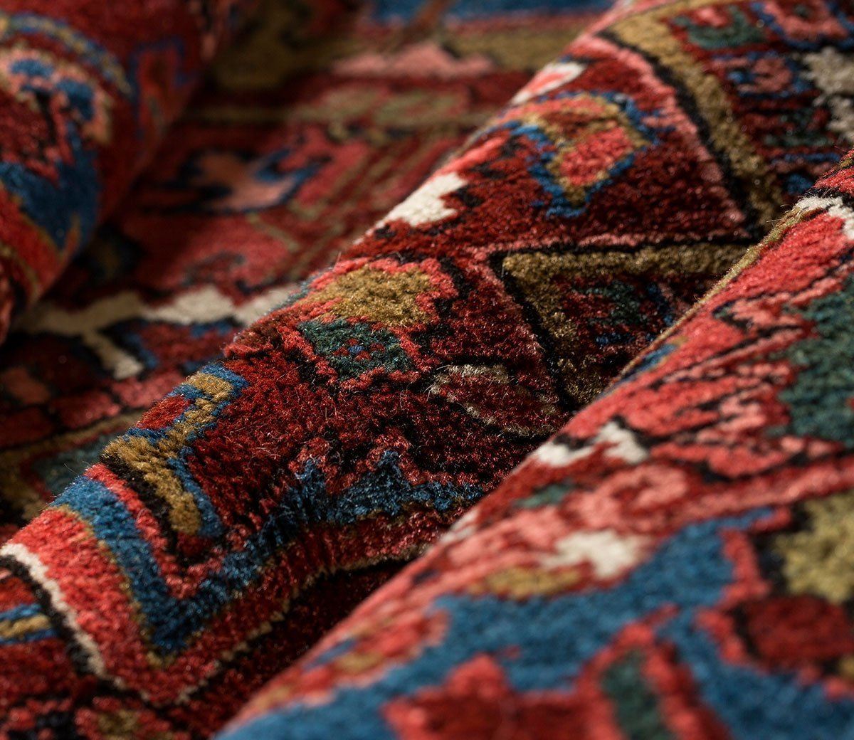 ANTIQUE PERSIAN HERIZ Product Tufenkian Artisan Carpets