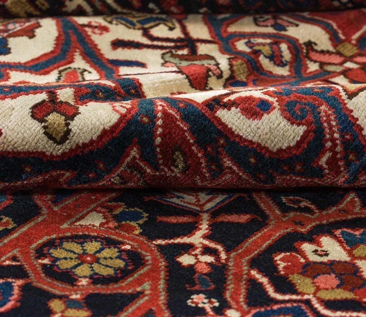 ANTIQUE PERSIAN HERIZ Product Tufenkian Artisan Carpets
