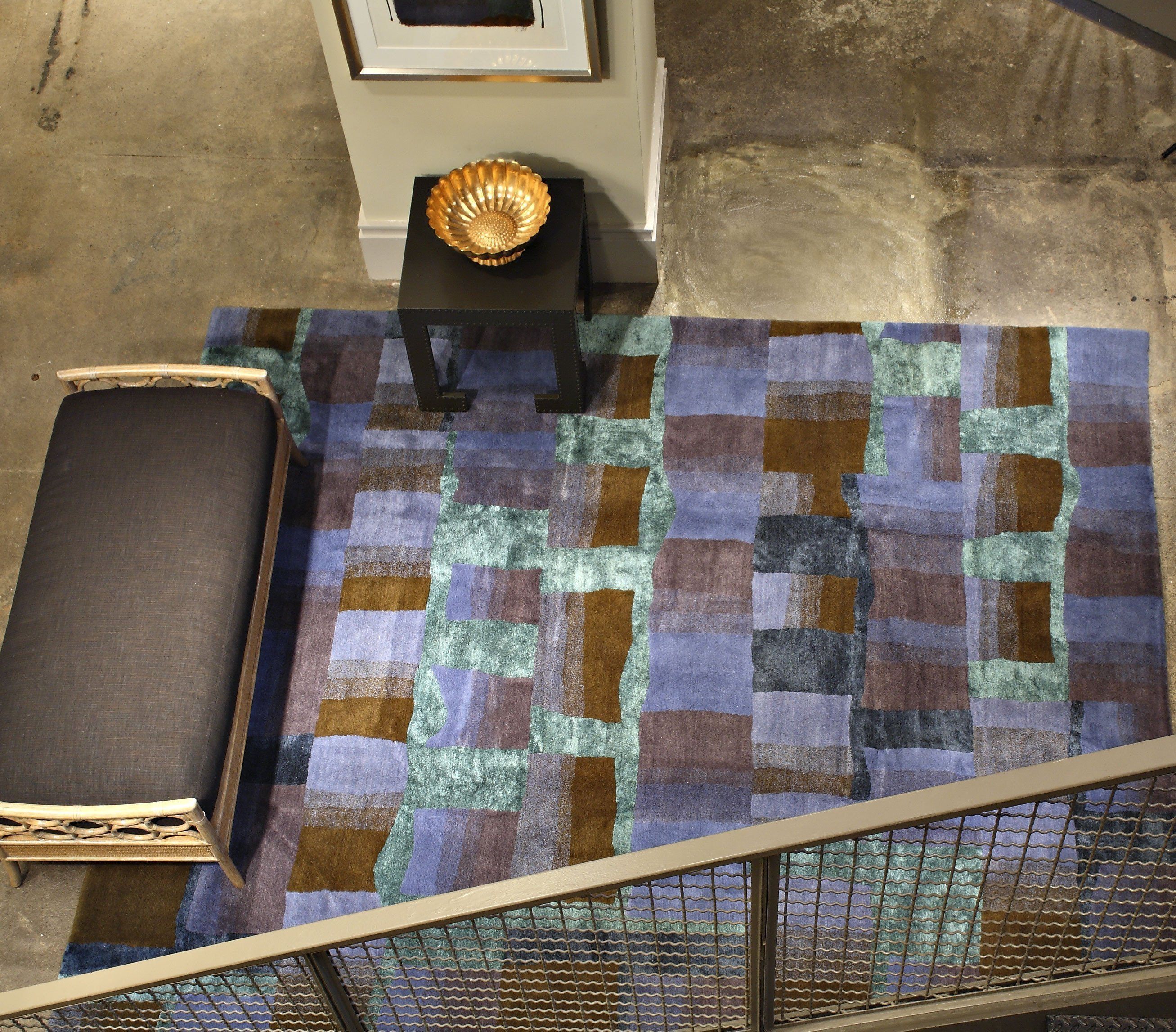 EVA H BLUEBOTTLE Lifestyle room-image Tufenkian Artisan Carpets