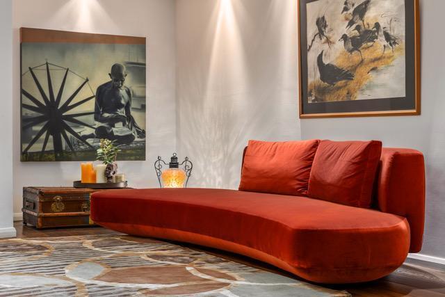 IONE COPPER PENNY Lifestyle room-image Tufenkian Artisan Carpets