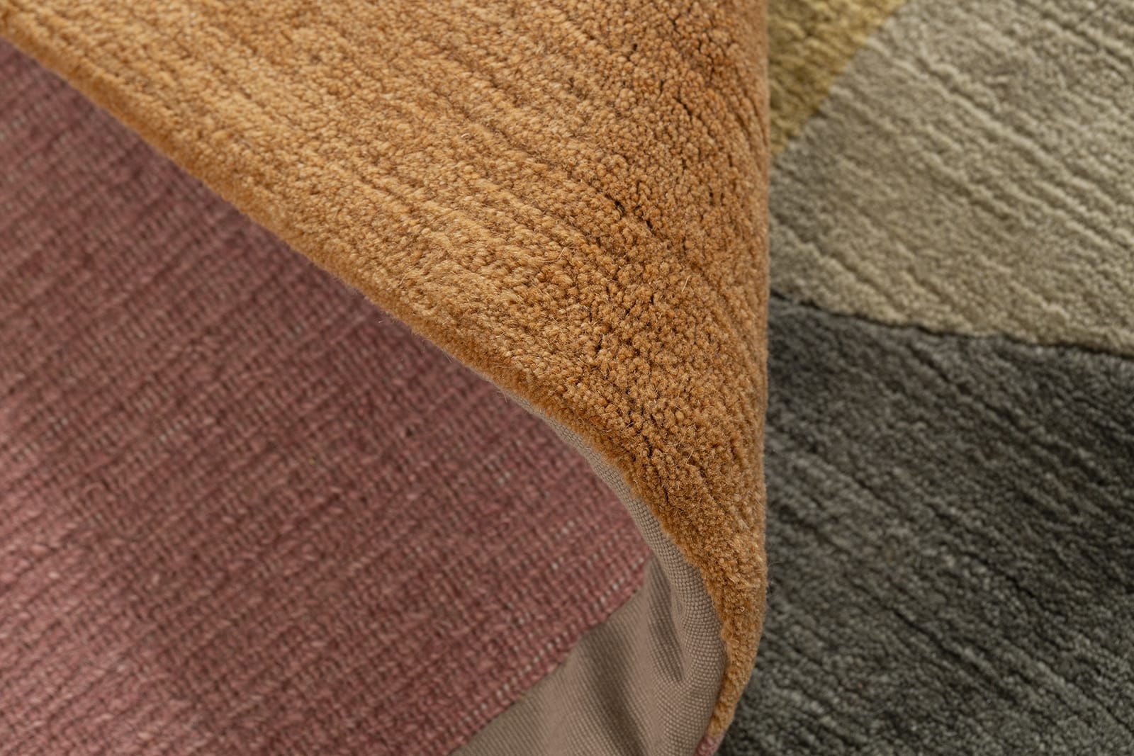 detail image of Kaleidoscope Pastel hand knotted area rug design by Tufenkian