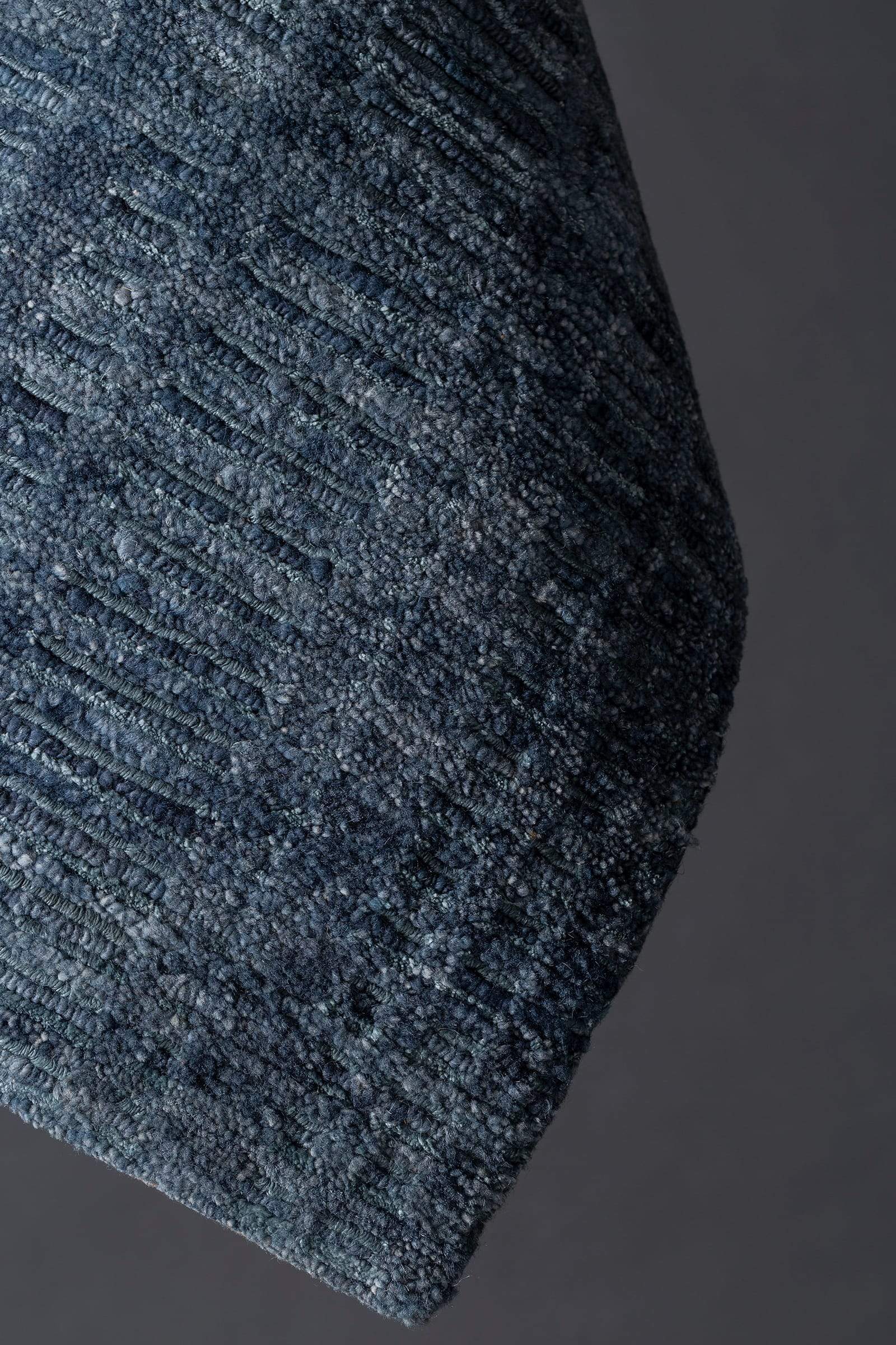 RAYS II BLUE Product Tufenkian Artisan Carpets