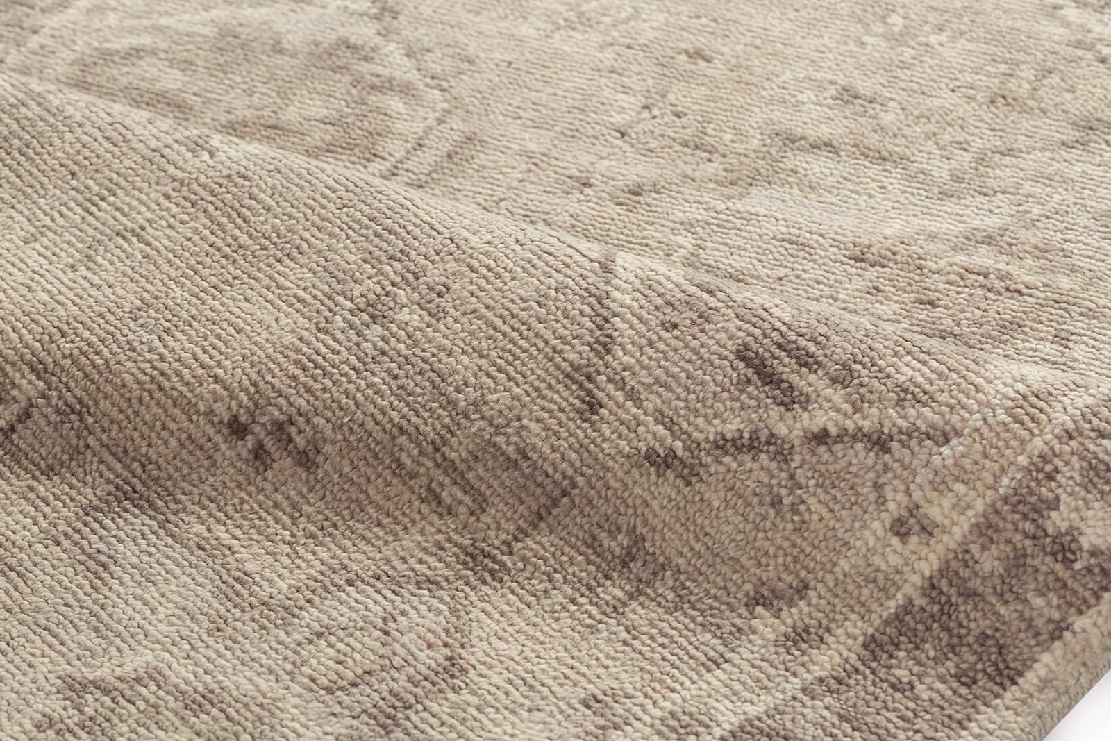 HERIZ V TAUPE 4 X 6 SAMPLE