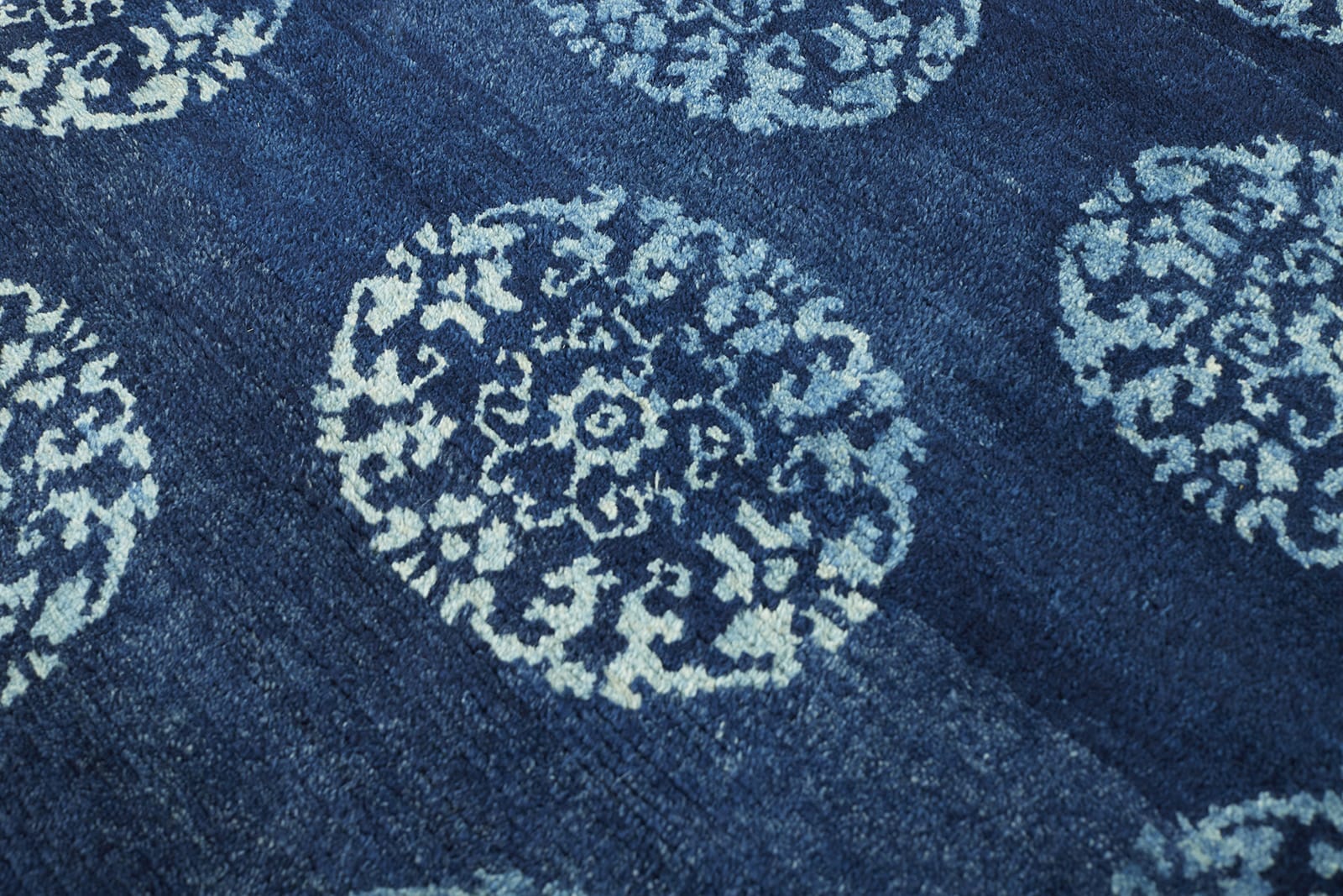 ANTIQUE TIBETAN KHADEN 2' 6" x 4' 7" Late 19th C Rug Detail 1