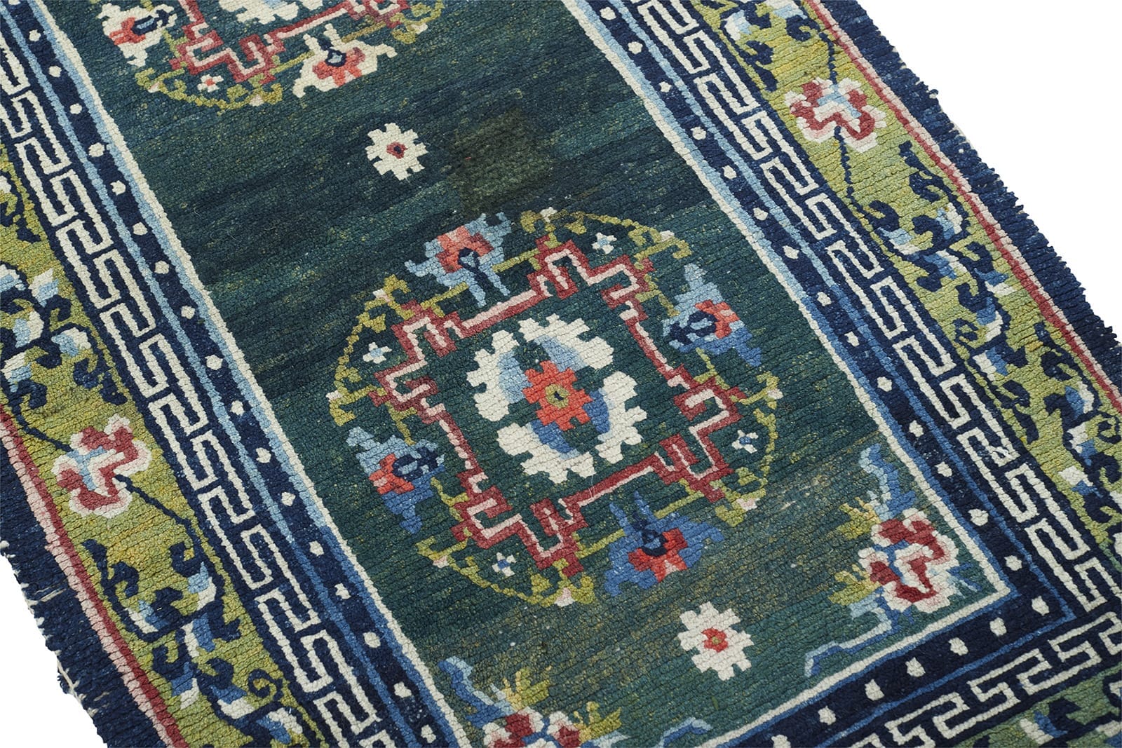 ANTIQUE TIBETAN TSENG-DHRUM 2' 8" x 6' 2" 19th C Rug Detail 4