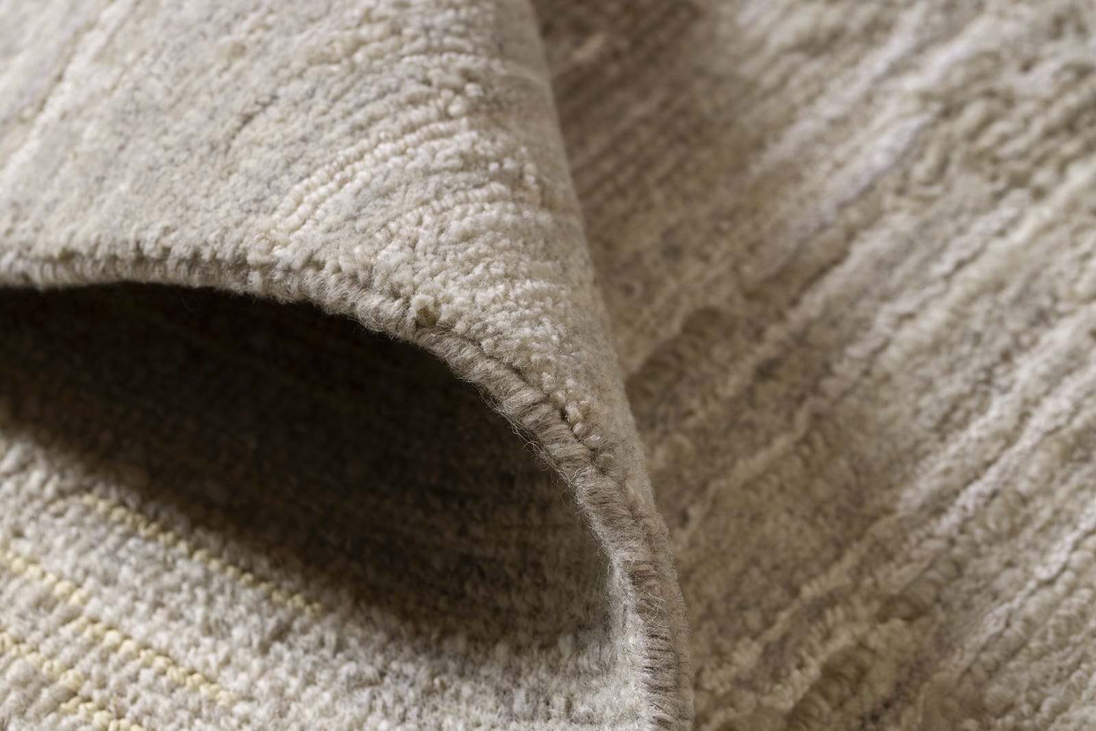 CHISEL TAUPE Rug detail image