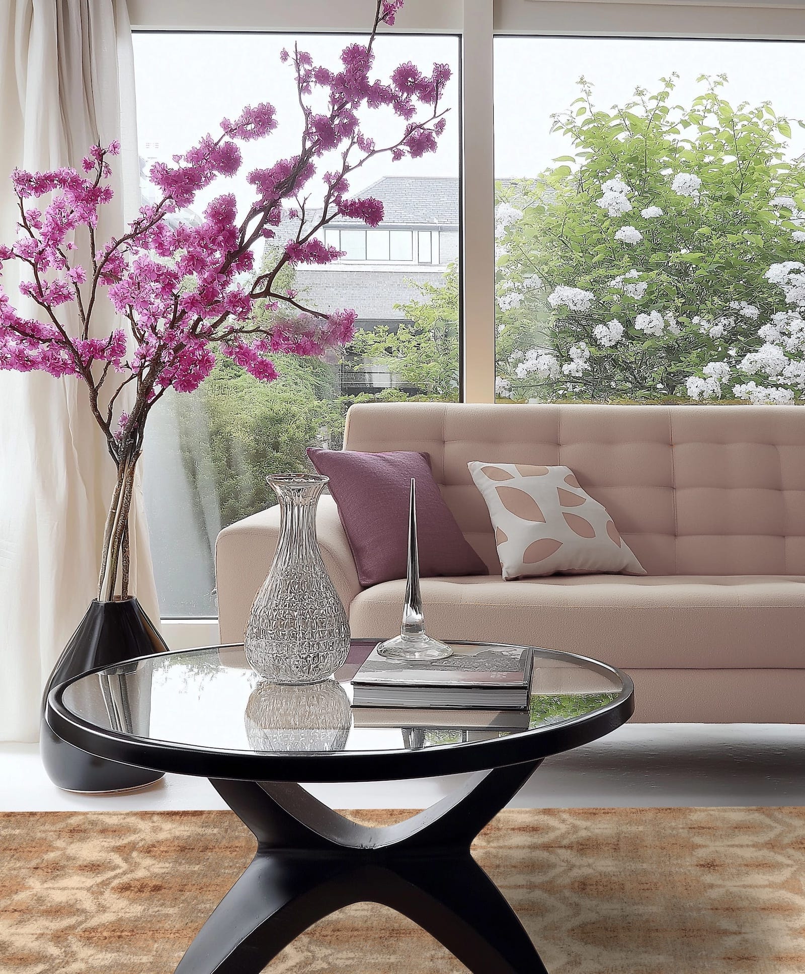 Tali_Amber_Lifestyle_ room-image