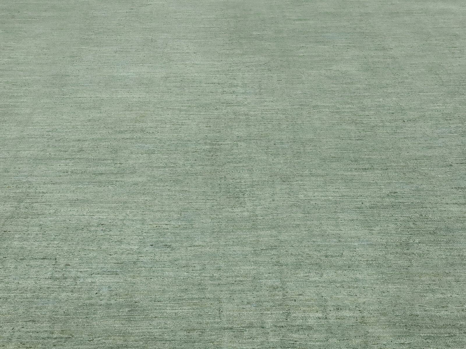 WOOL SOLID PISTACHIO A42HK