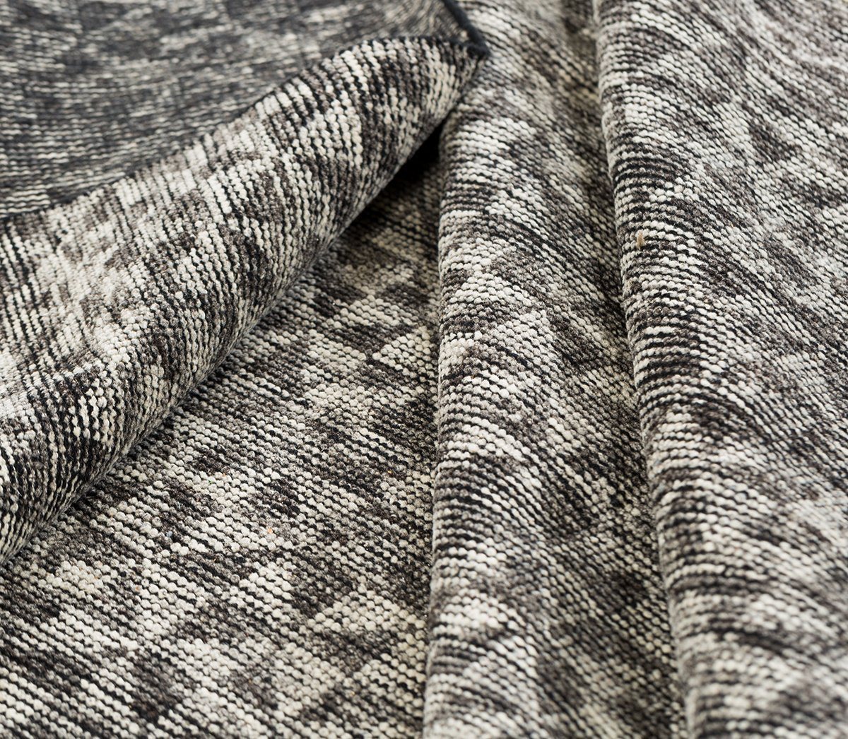 detail image of ANDROS SMOKE Products Tufenkian Artisan Carpets