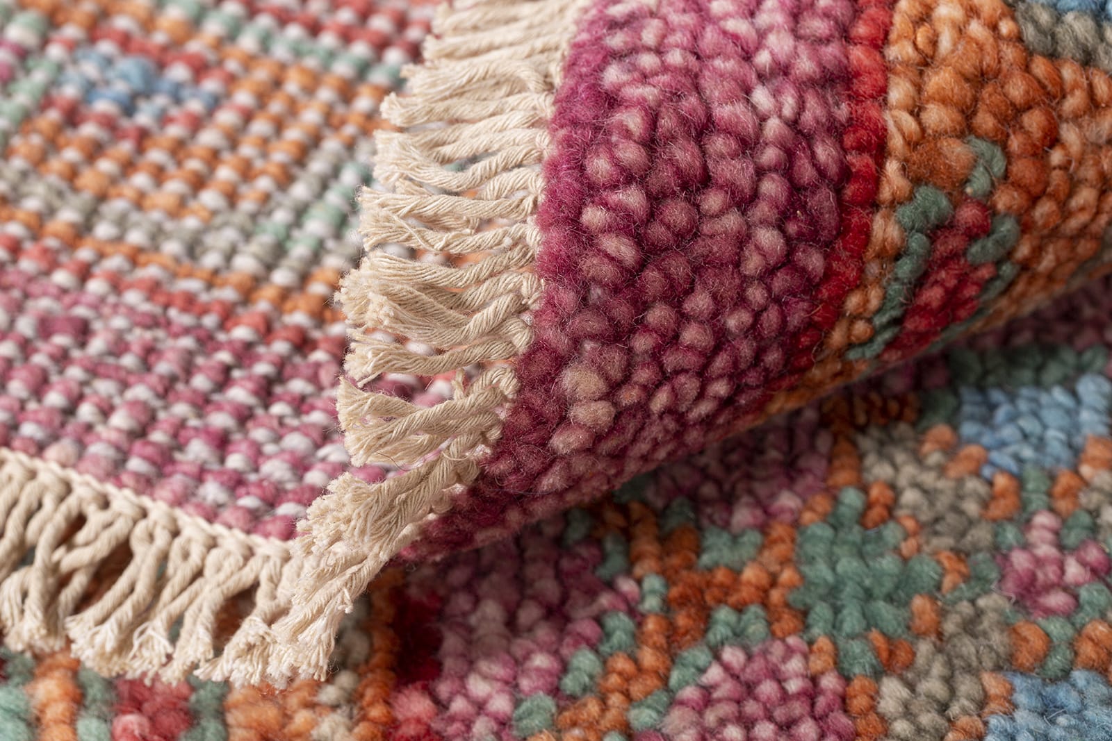 detail image of Bidjar II Raspberry hand knotted area rug design by Tufenkian