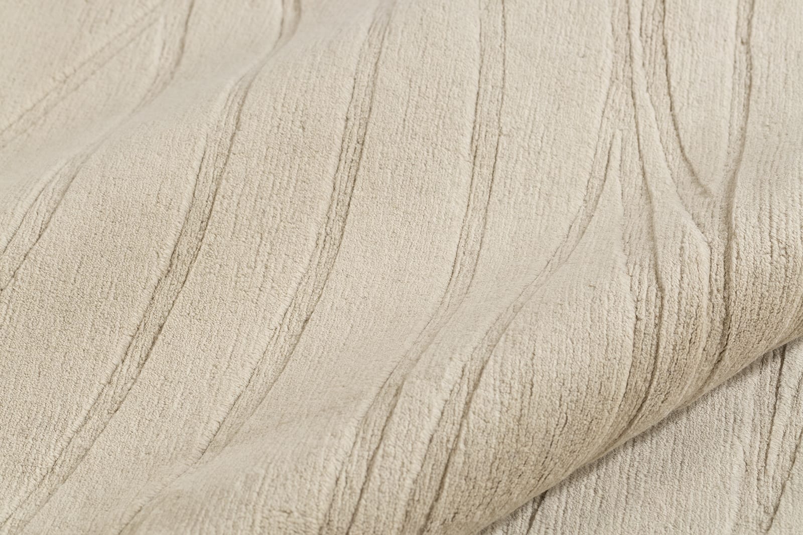 detail image of Reeds Ivory hand knotted area rug design by Tufenkian