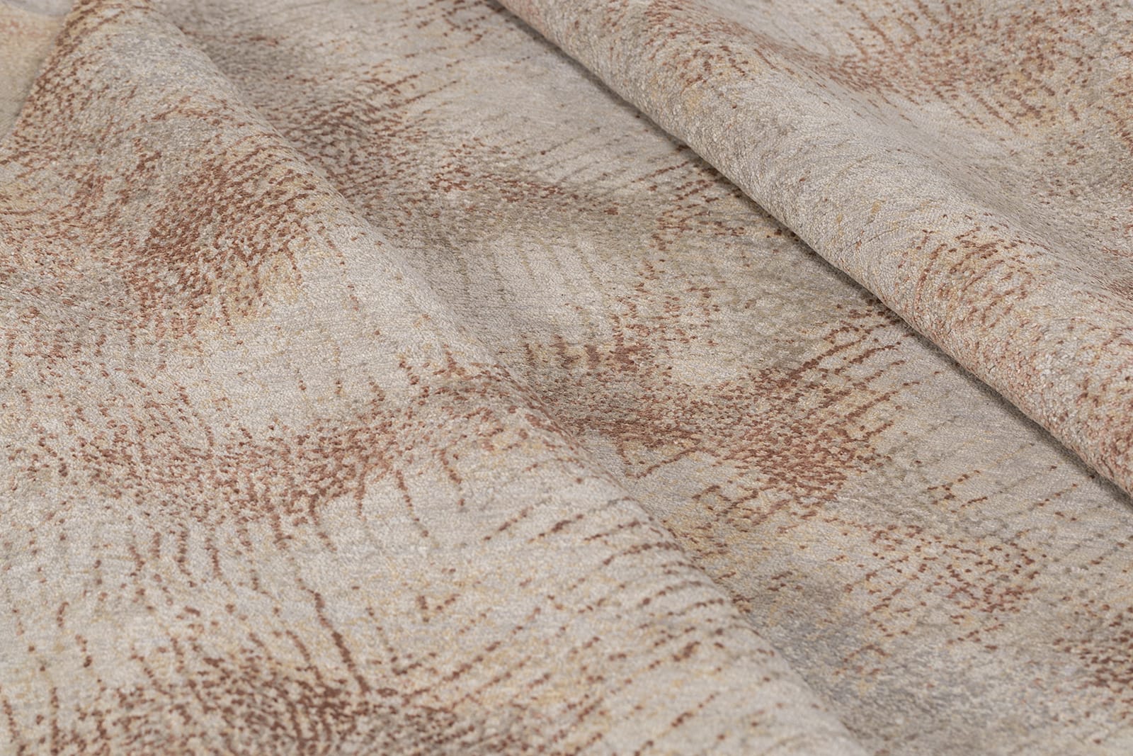 detail image of Stardust Rust hand knotted area rug design by Tufenkian