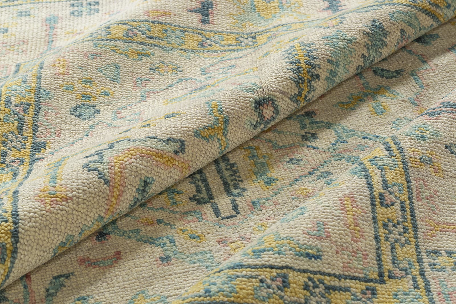 detail image of Tigranakert Pastel hand knotted area rug design by Tufenkian