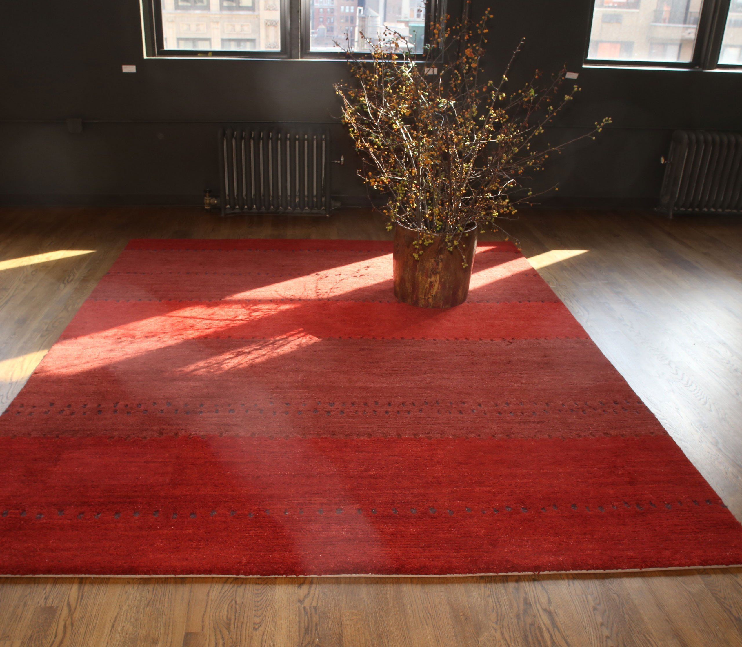 TAPEATS RHUBARB Product Tufenkian Artisan Carpets Lifestyle room-image